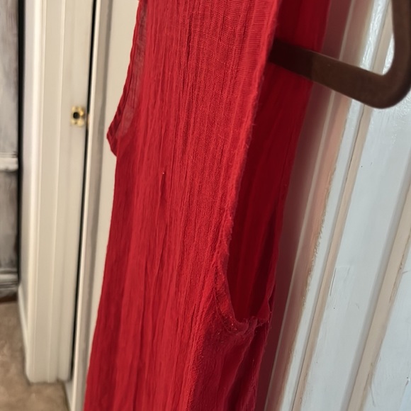 Super cute maroon/ red tunic tank ! - Picture 8 of 10